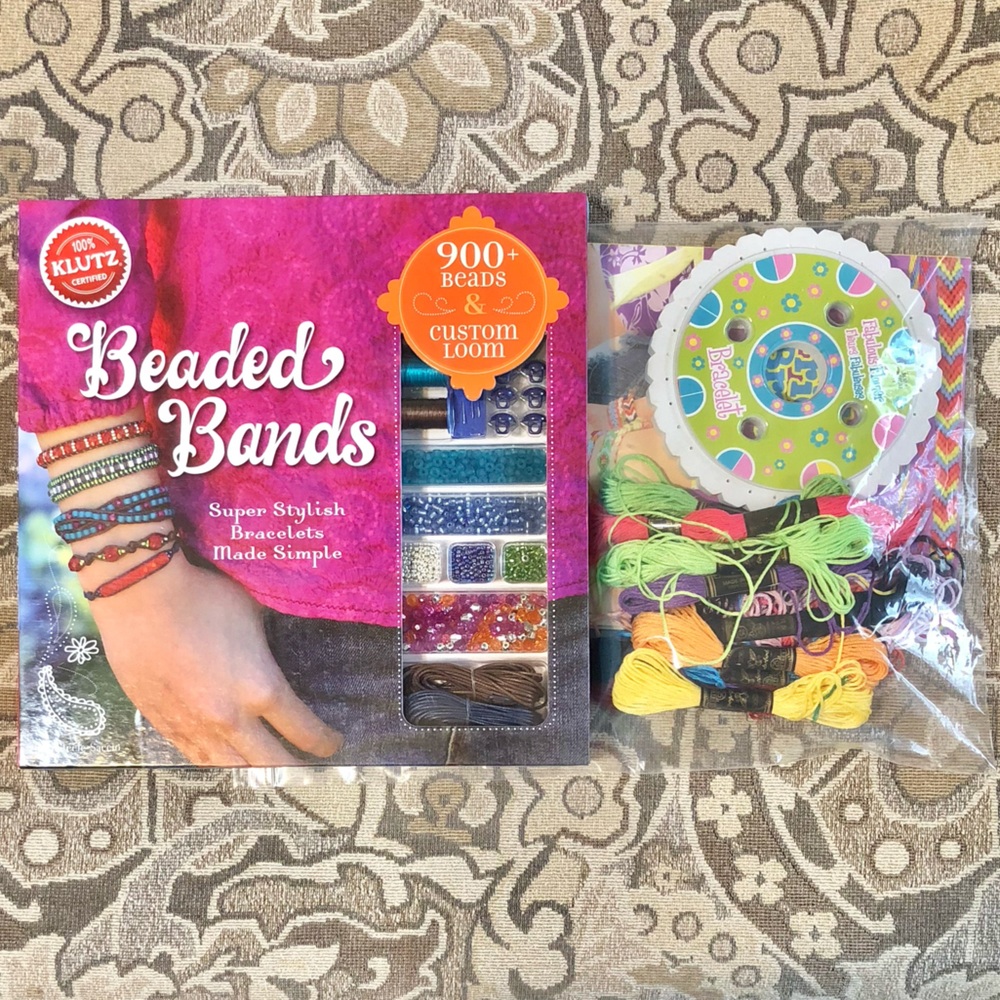 Klutz Beaded Bands Friendship Bracelets Kits with Instruction Book